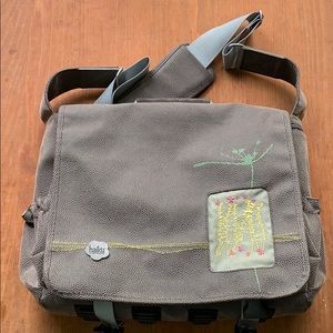 Haiku messenger  computer bag